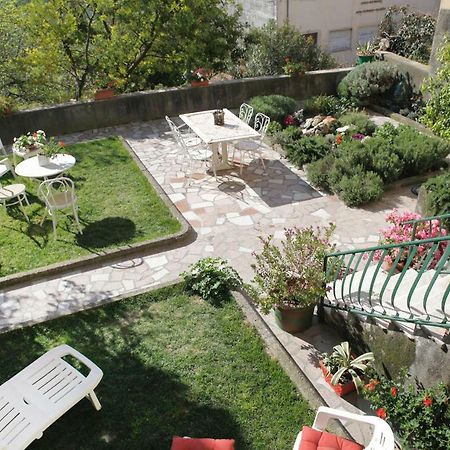 B&B Peverello Кастельнуово-Маґра Екстер'єр фото