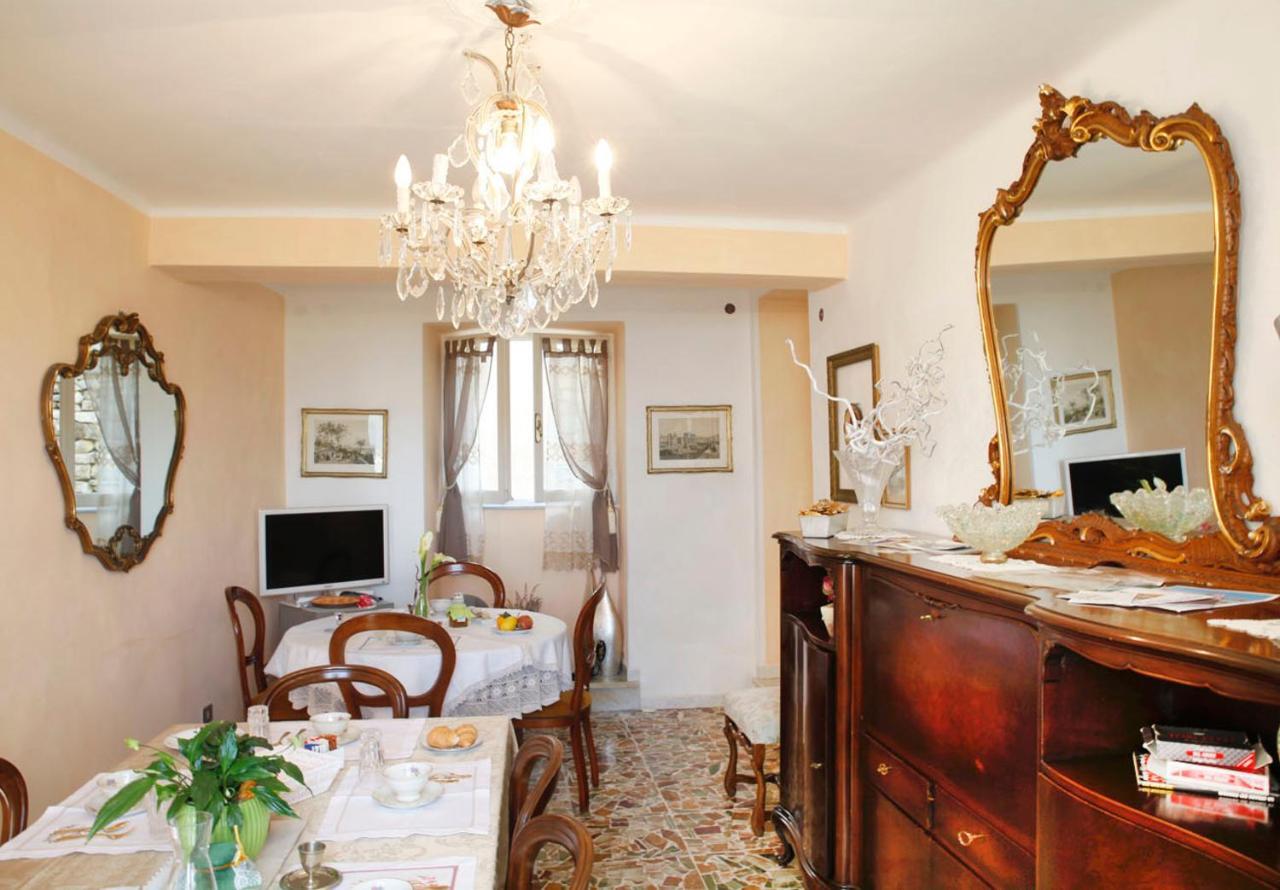 B&B Peverello Кастельнуово-Маґра Екстер'єр фото